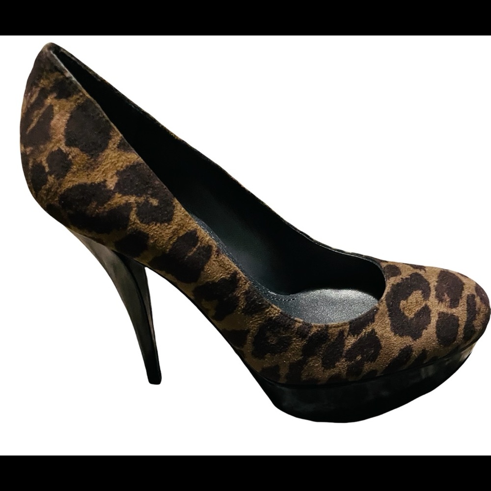 NEW!!Stuart Weitzman Leopard Print Leather Suede Heels 8M